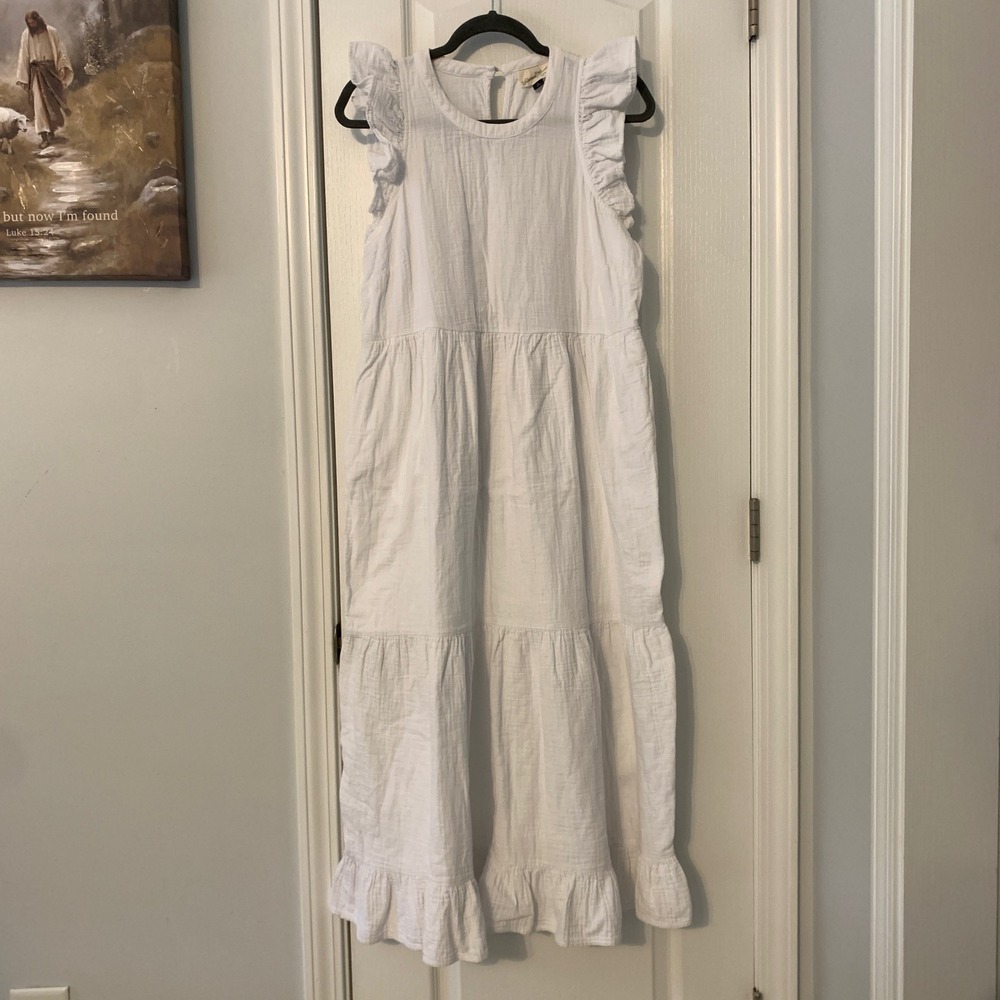 Universal Thread Womens M White‎ Sleeveless Ruffle Tiered Maxi Dress